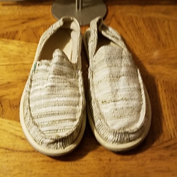 Sanuk Shoes - Sanuk. Size 10